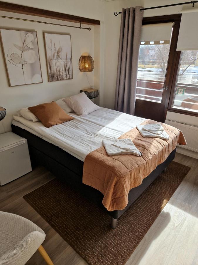 Botnia Hotel & Restaurant Kruunupyy ภายนอก รูปภาพ