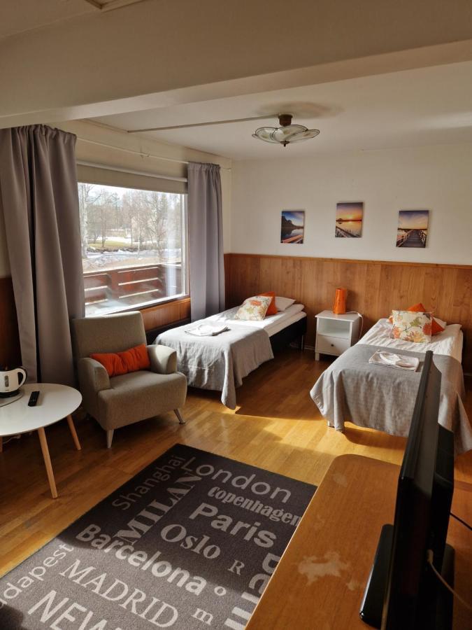 Botnia Hotel & Restaurant Kruunupyy ภายนอก รูปภาพ