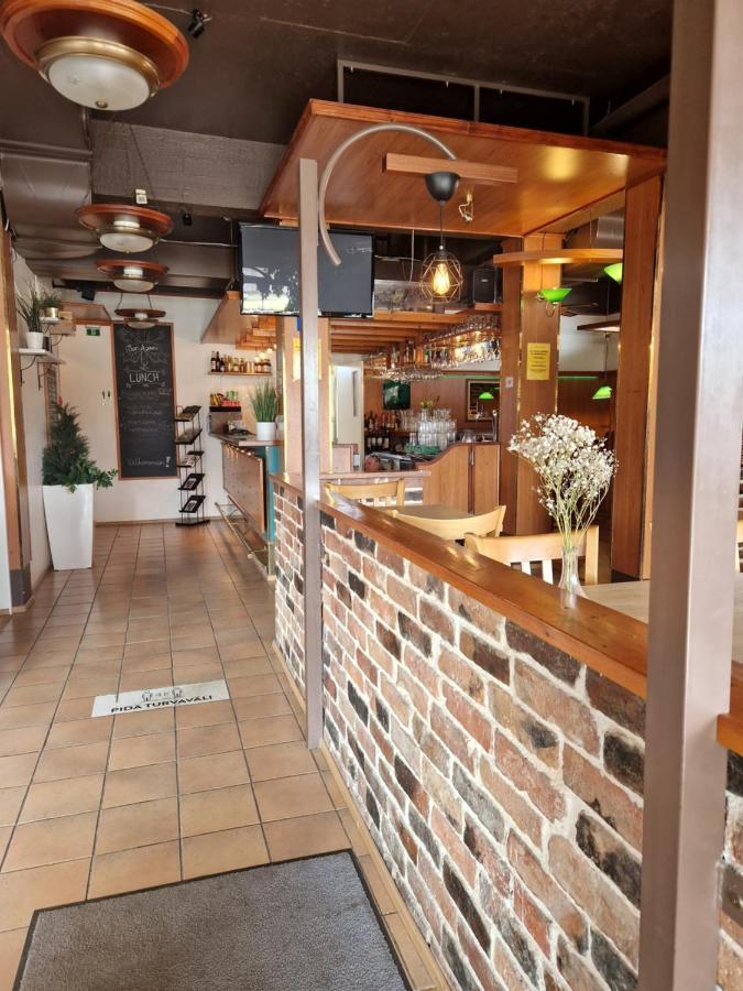 Botnia Hotel & Restaurant Kruunupyy ภายนอก รูปภาพ